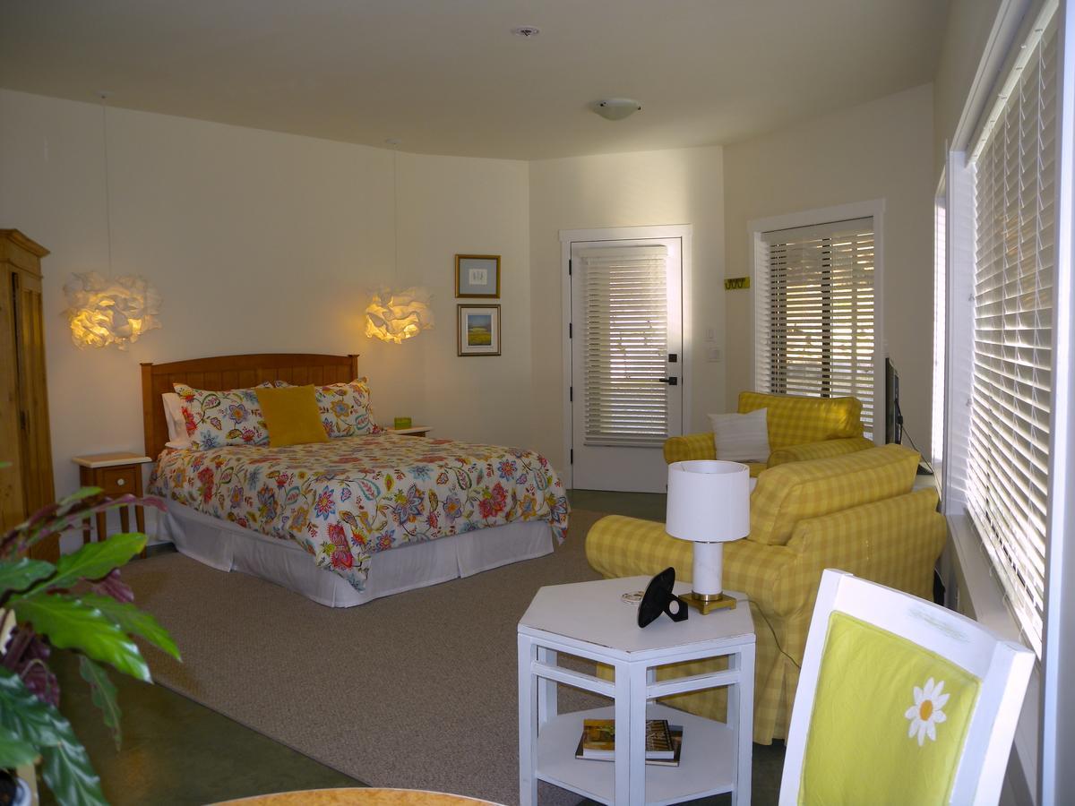 Collins House B And B Ganges Esterno foto