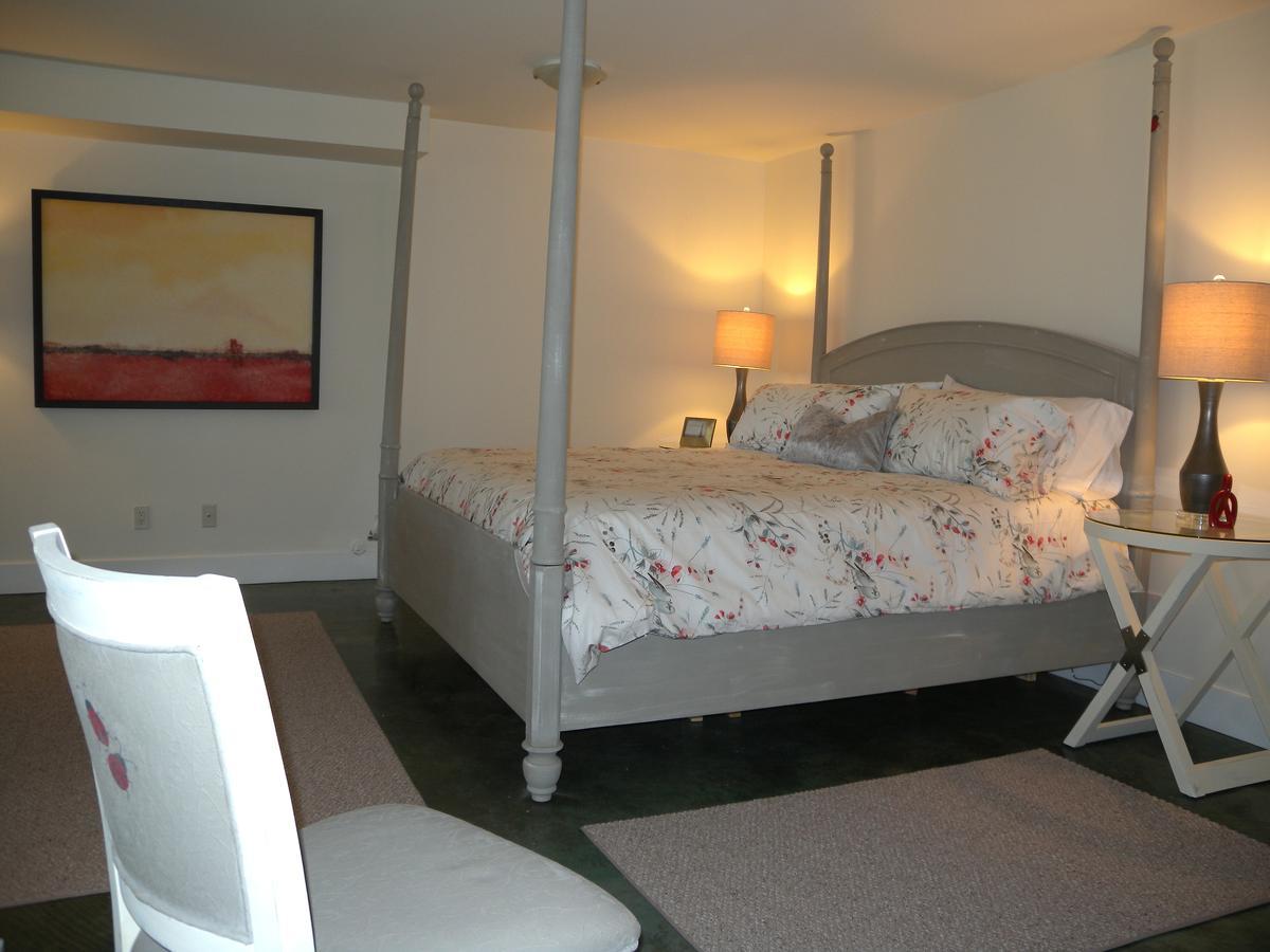 Collins House B And B Ganges Esterno foto